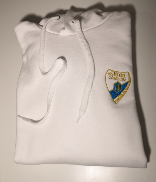 bluza z logo klubu sportowego